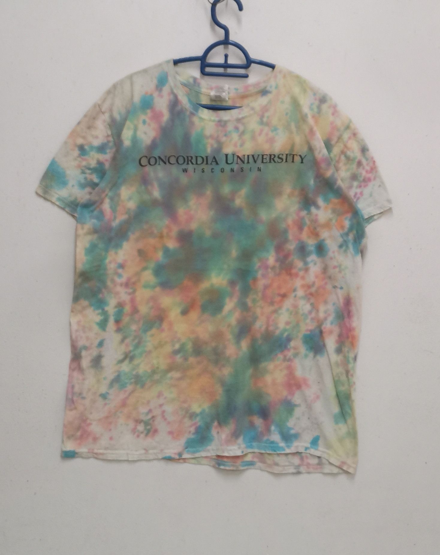 Designer Rare Concordia University of Wisconsin t-shirt Size US L / EU 52-54 / 3 - 1 Thumbnail