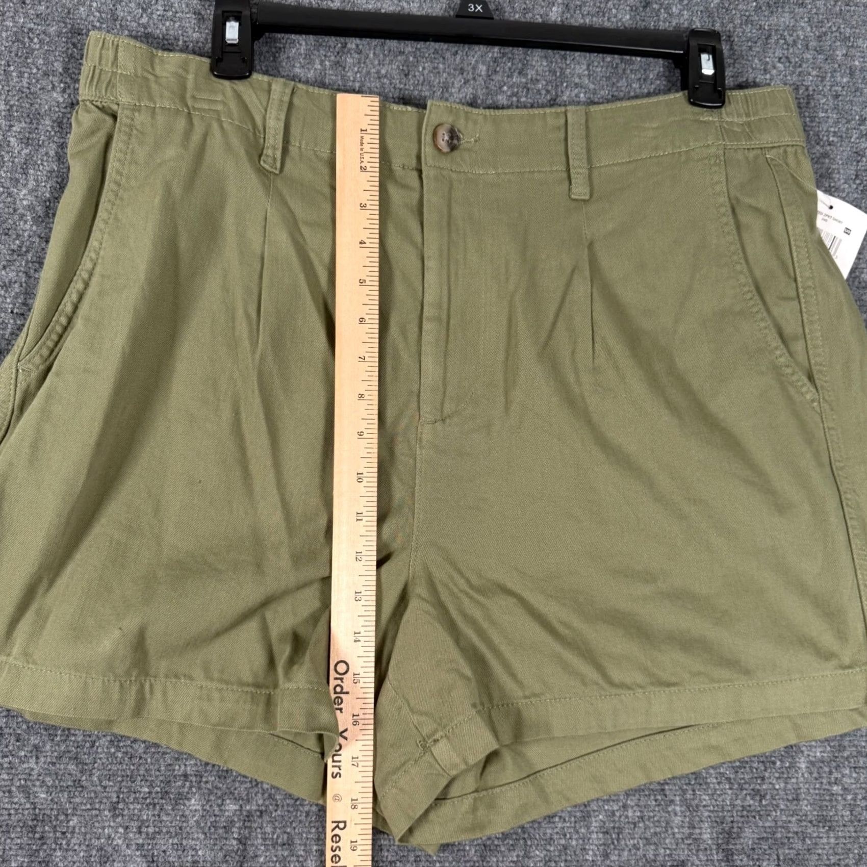 Vintage Falls Creek Pleated Shorts High Waist Casual Olive Green 1X Womens Plus Size Elastic Waist Relaxed Fit Summer NWT Size 40" / US 18 - 6 Thumbnail