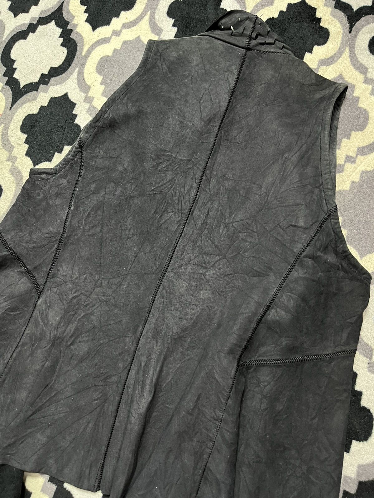 Isaac Sellam Experience Distressed cut Calfskin leather vest Size US M / EU 48-50 / 2 - 7 Thumbnail