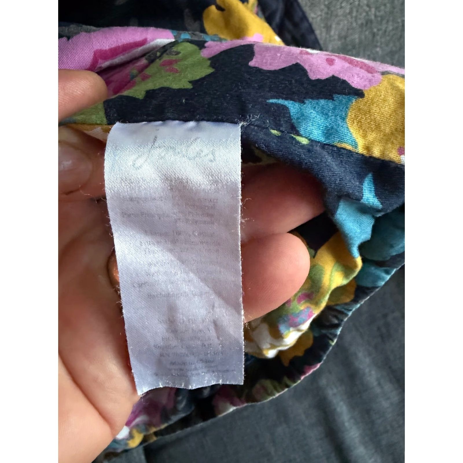Vintage Joules Original Padded Gilet Bodywarmer Navy Floral Lining Women’s UK 14 / EU L / US 10, Navy, Gilet, Women’s, 14 Size XL / US 12-14 / IT 48-50 - 7 Thumbnail
