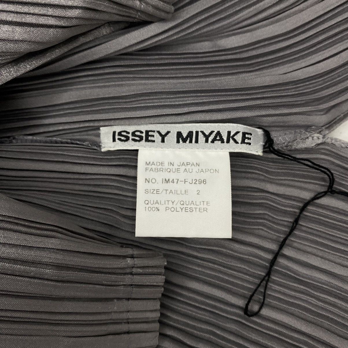 Issey Miyake × Pleats Please Issey Miyake Issey Miyake Pleated Sleeveless Top Size S / US 4 / IT 40 - 4 Thumbnail