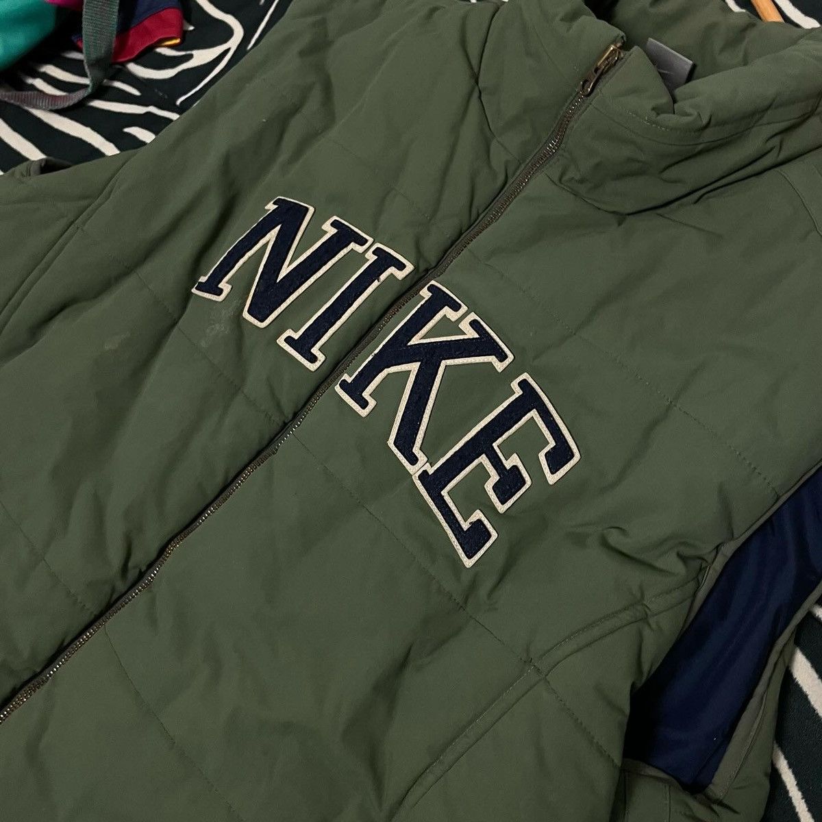 Nike × Vintage 90s Nike Spellout Vintage Y2K Puffer Down Retro Vest Size US XL / EU 56 / 4 - 5 Thumbnail
