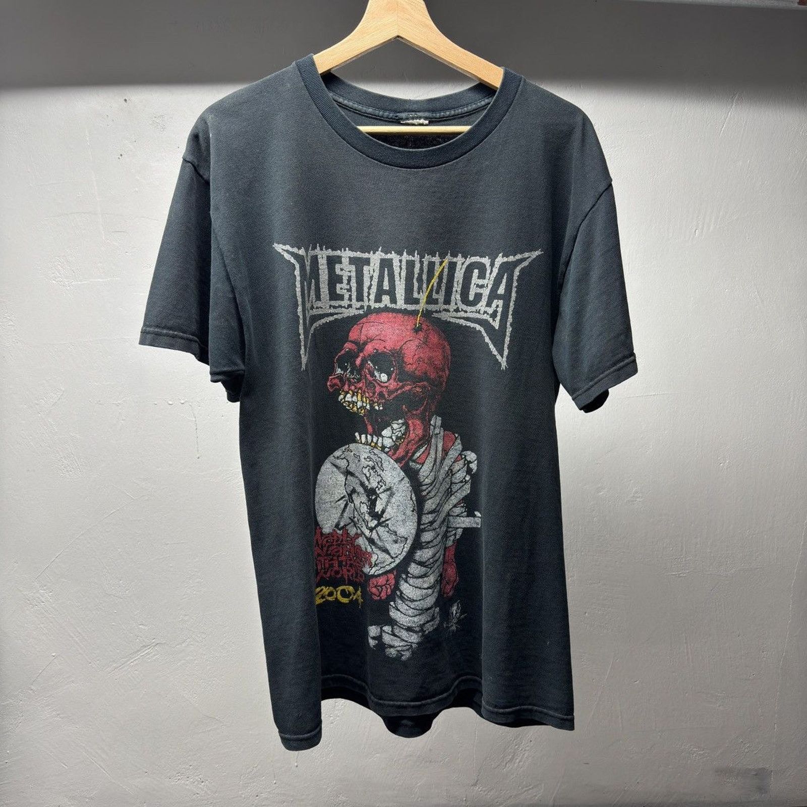 Band Tees Metallica 2004 Pushead Thrashed Faded Band Shirt ERD Grunge Size US L / EU 52-54 / 3 - 1 Thumbnail