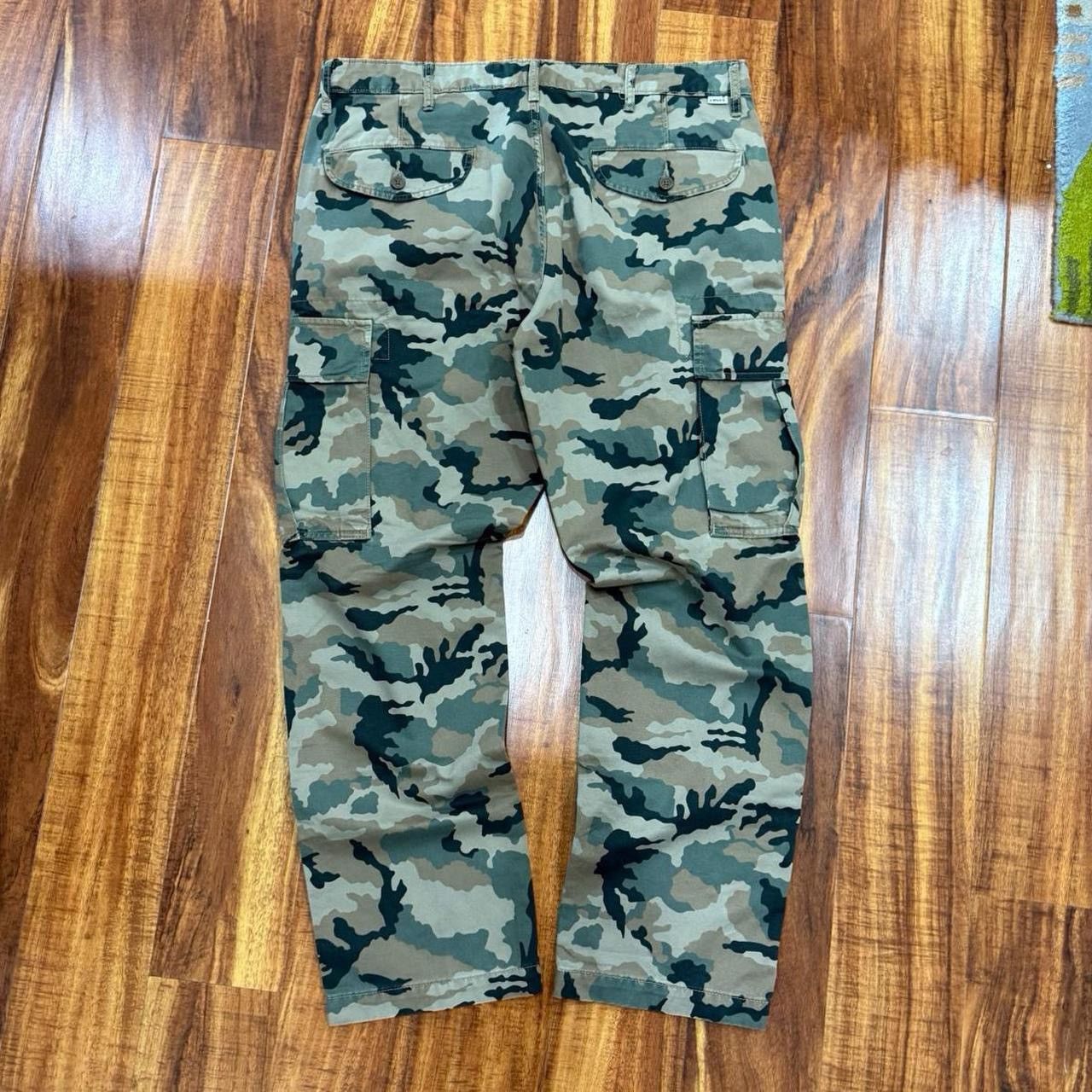 Levi's Vintage Levi’s Camo Cargo Pants Size US 36 / EU 52 - 3 Thumbnail