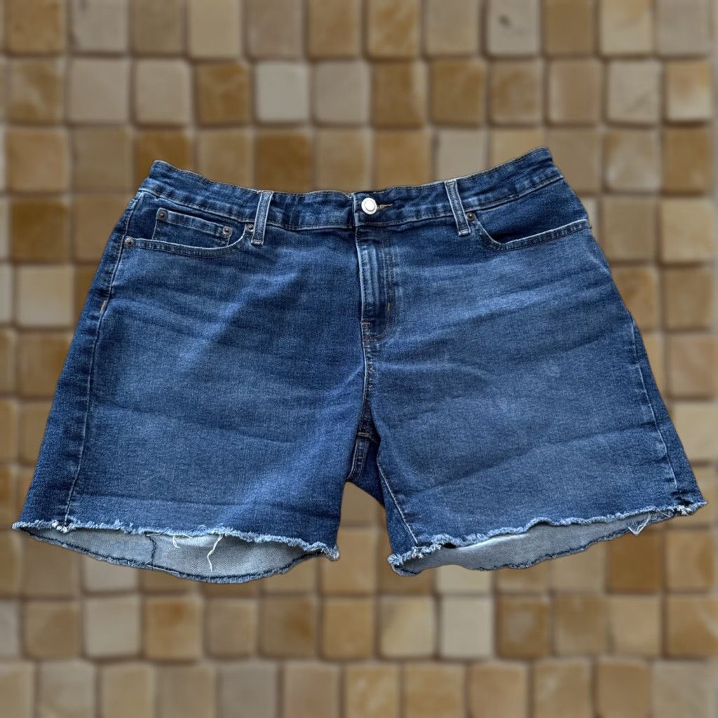 Denizen VINTAGE Denizen Women's Shorts Blue Mid Rise Cotton Blend Cut-Off Size 14 Size 36" / US 14 / IT 50 - 1 Thumbnail