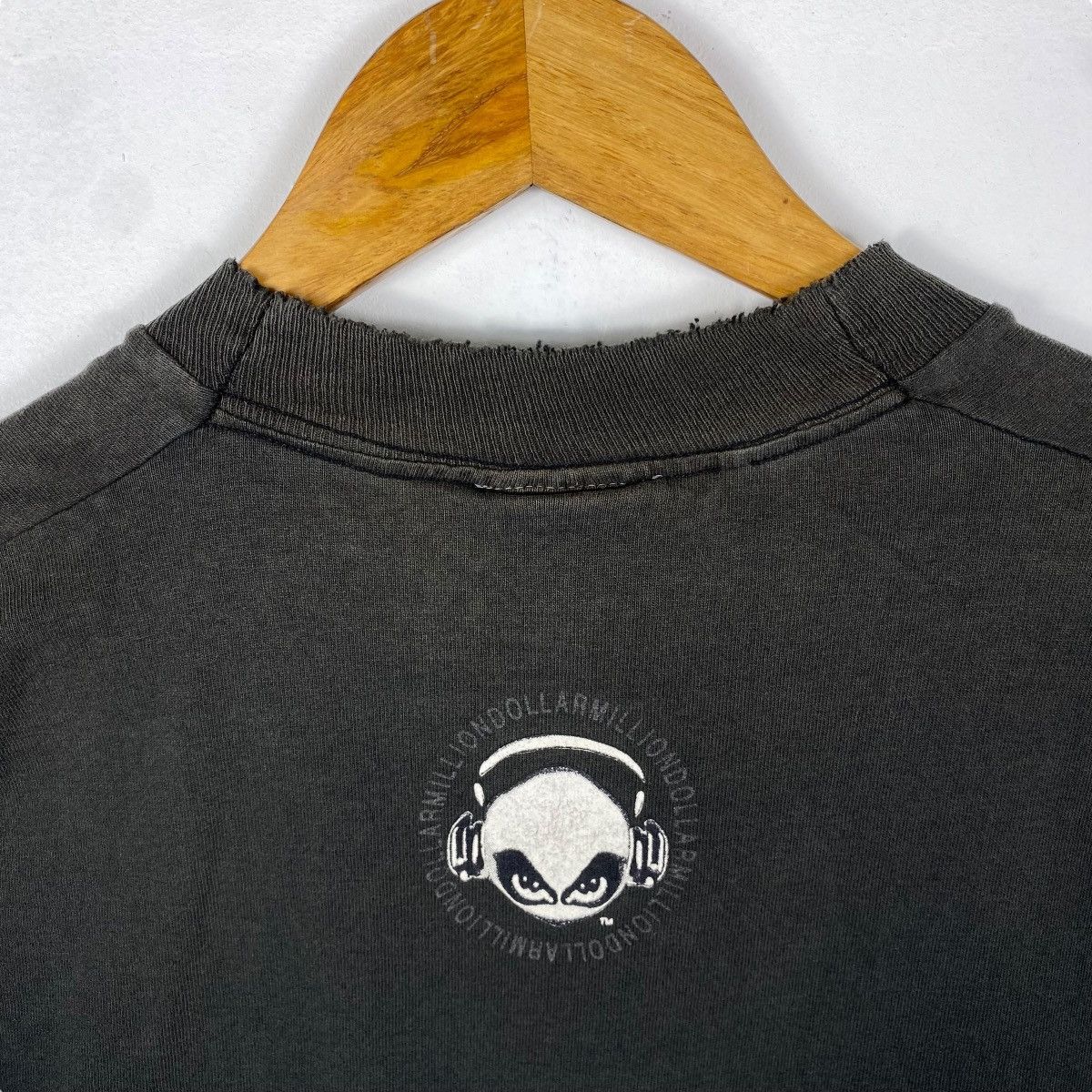 Other Vintage 90's MILLION DOLLAR UK Graphic Distressed Modern Size US L / EU 52-54 / 3 - 5 Thumbnail