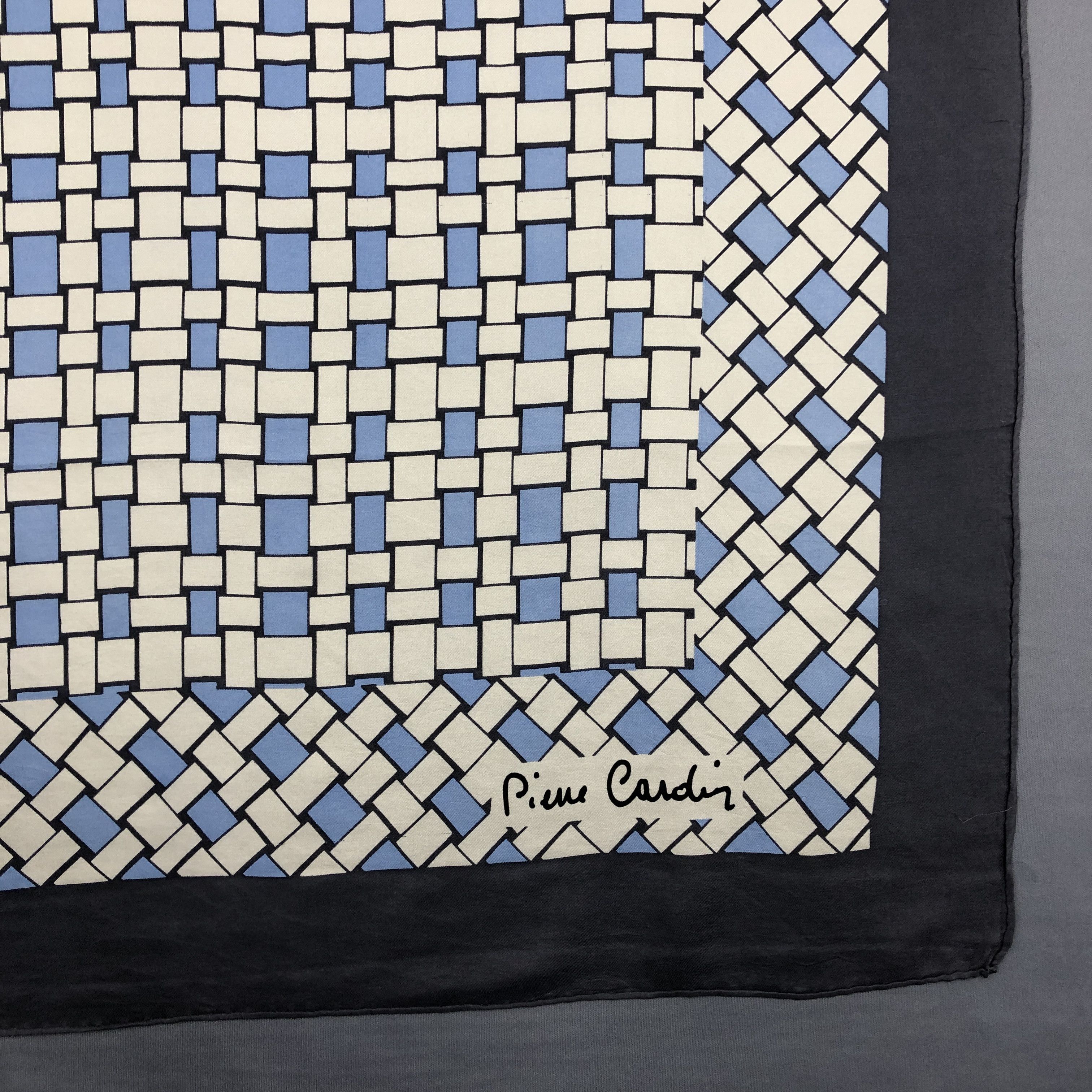 Pierre Cardin × Vintage Vintage Pierre Cardin SILK Scarf Twill Stole Wraps Scarves Size ONE SIZE - 5 Thumbnail