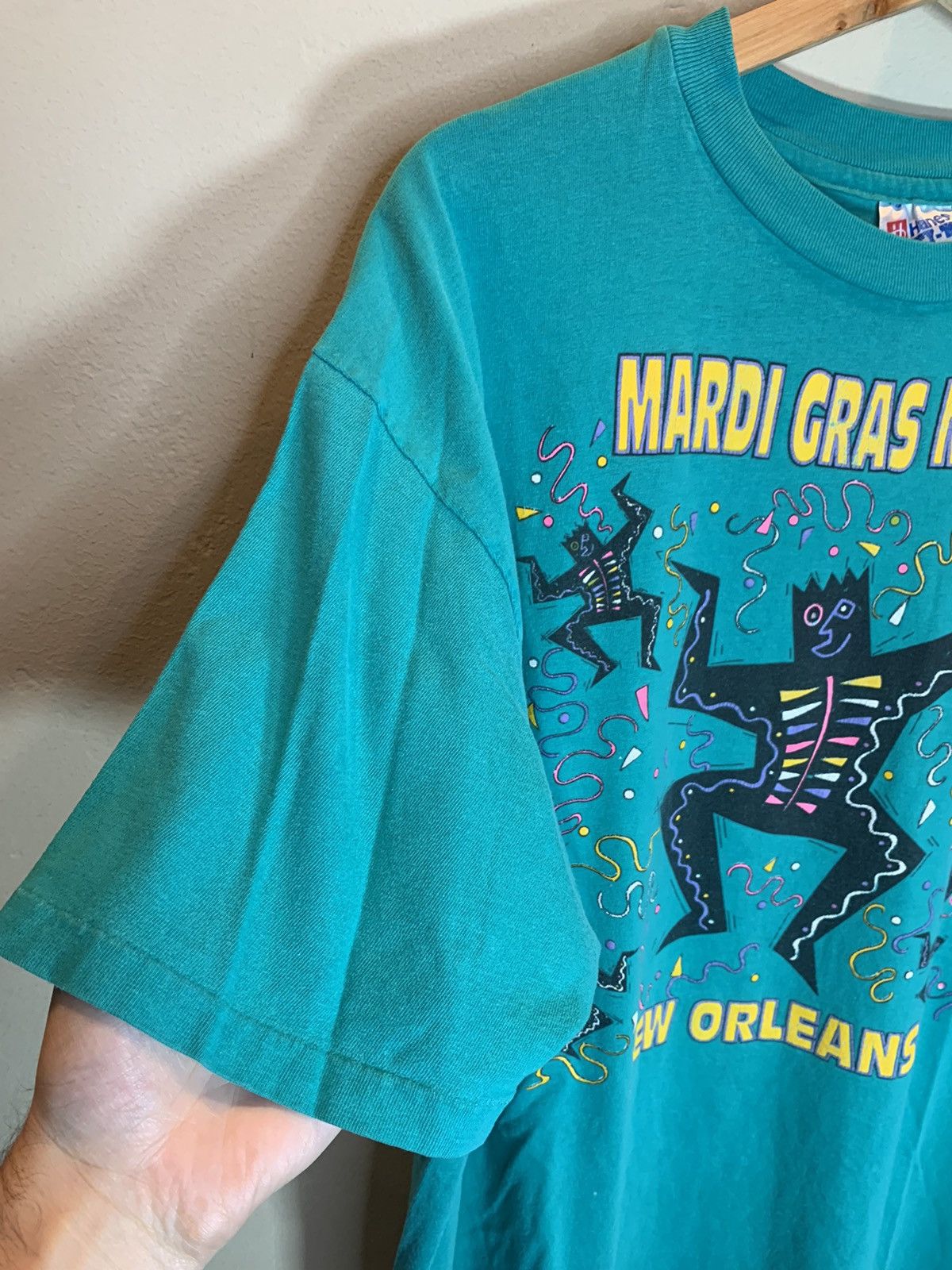 Vintage *RARE* Vintage 90’s Mardi Gras Mambo New Orleans Art T-Shirt Size US XL / EU 56 / 4 - 4 Thumbnail