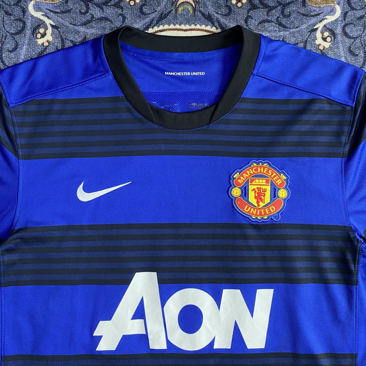 Nike × Vintage Vintage 2011/12 Nike Manchester United Away Jersey Size US L / EU 52-54 / 3 - 2 Thumbnail