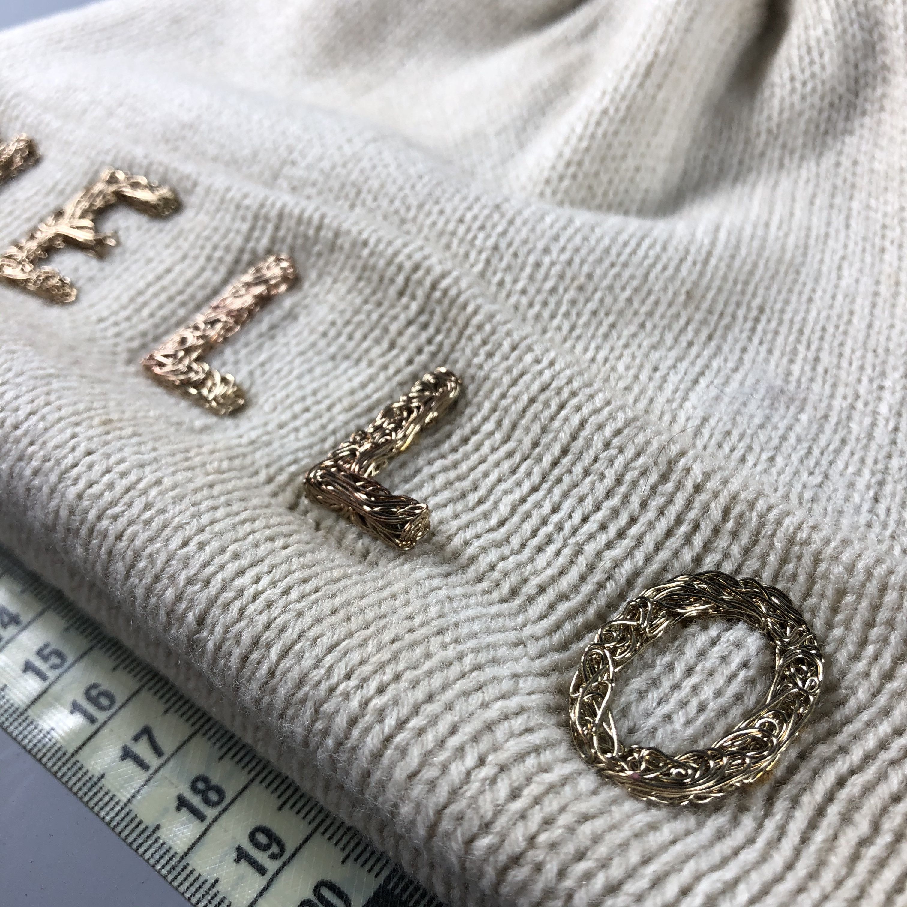 Vintage Hello Spellout Beanie Snow Hat Snow Cap -D815 Size ONE SIZE - 4 Thumbnail