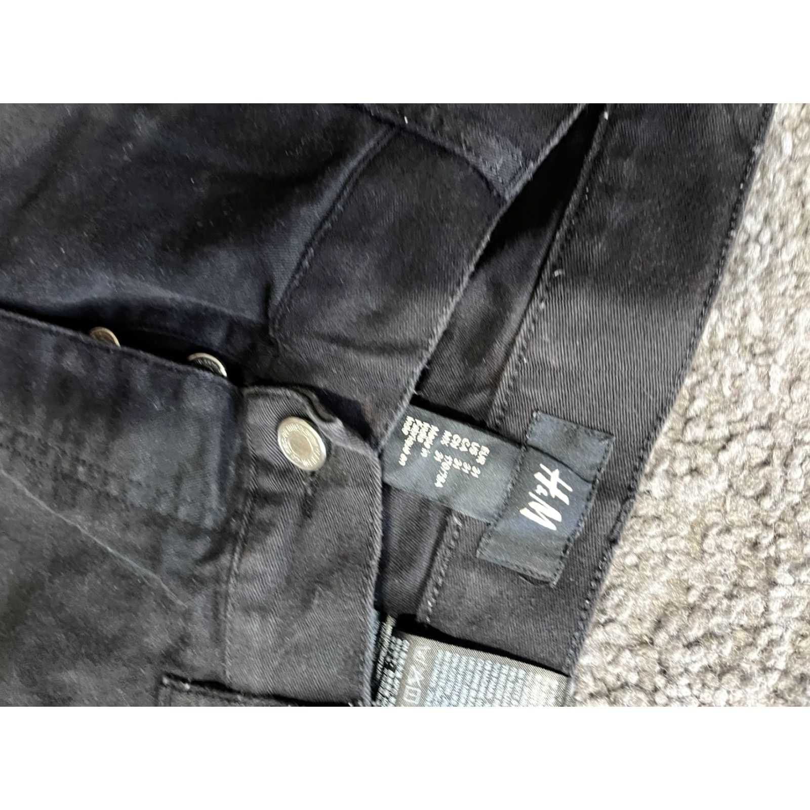H&M H&M L.O.G.G. H.M Slim Fit Jeans 31 Black Solid Men's Button Fly Zip 5-Pocket Size US 31 - 3 Thumbnail