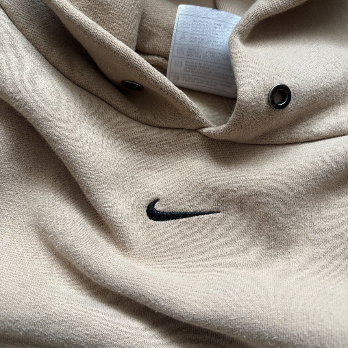 Nike Vintage Rare Nike Center Mini Swoosh Hoodie Travis Scott Size US S / EU 44-46 / 1 - 8 Thumbnail