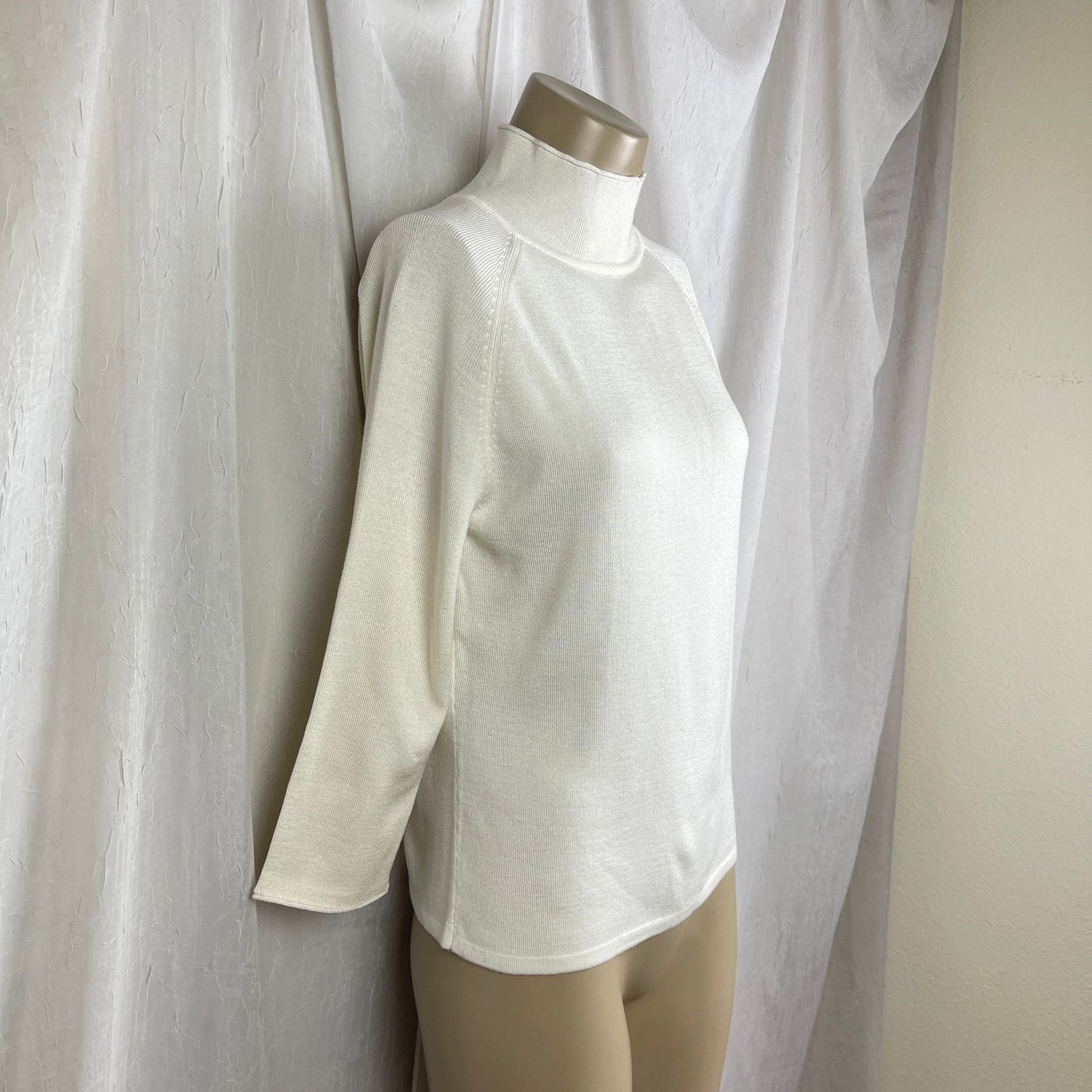 Vintage VTG Y2K Caslon Cream Sweater Mock Turtle Neck Cozy Scandi Size M / US 6-8 / IT 42-44 - 4 Thumbnail