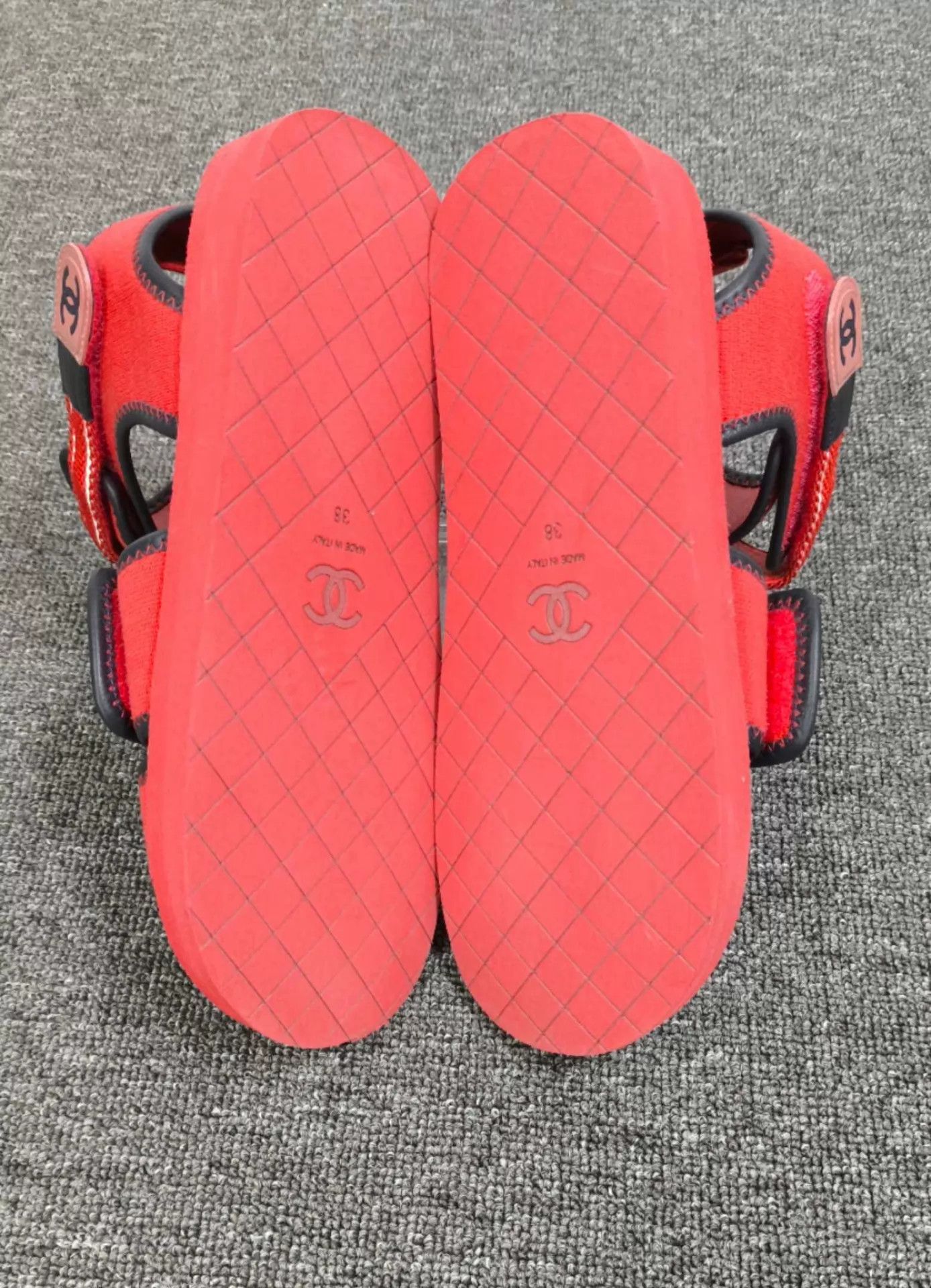 Chanel Chanel red velcro logo slipper 98 new size 38 Size US 7.5 / IT 37.5 - 6 Thumbnail