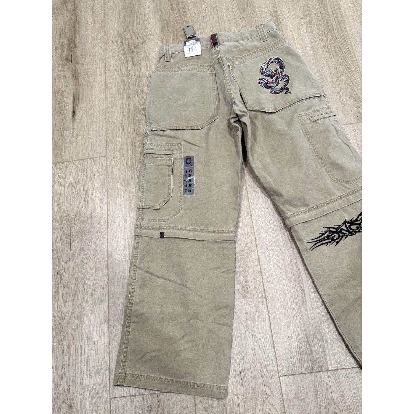JNCO VINTAGE Jnco Baggy Wide-Leg Tribal Convertible Shorts Embroidered Unisex Adults 18 Beige NWT Size 40" / US 18 - 3 Thumbnail