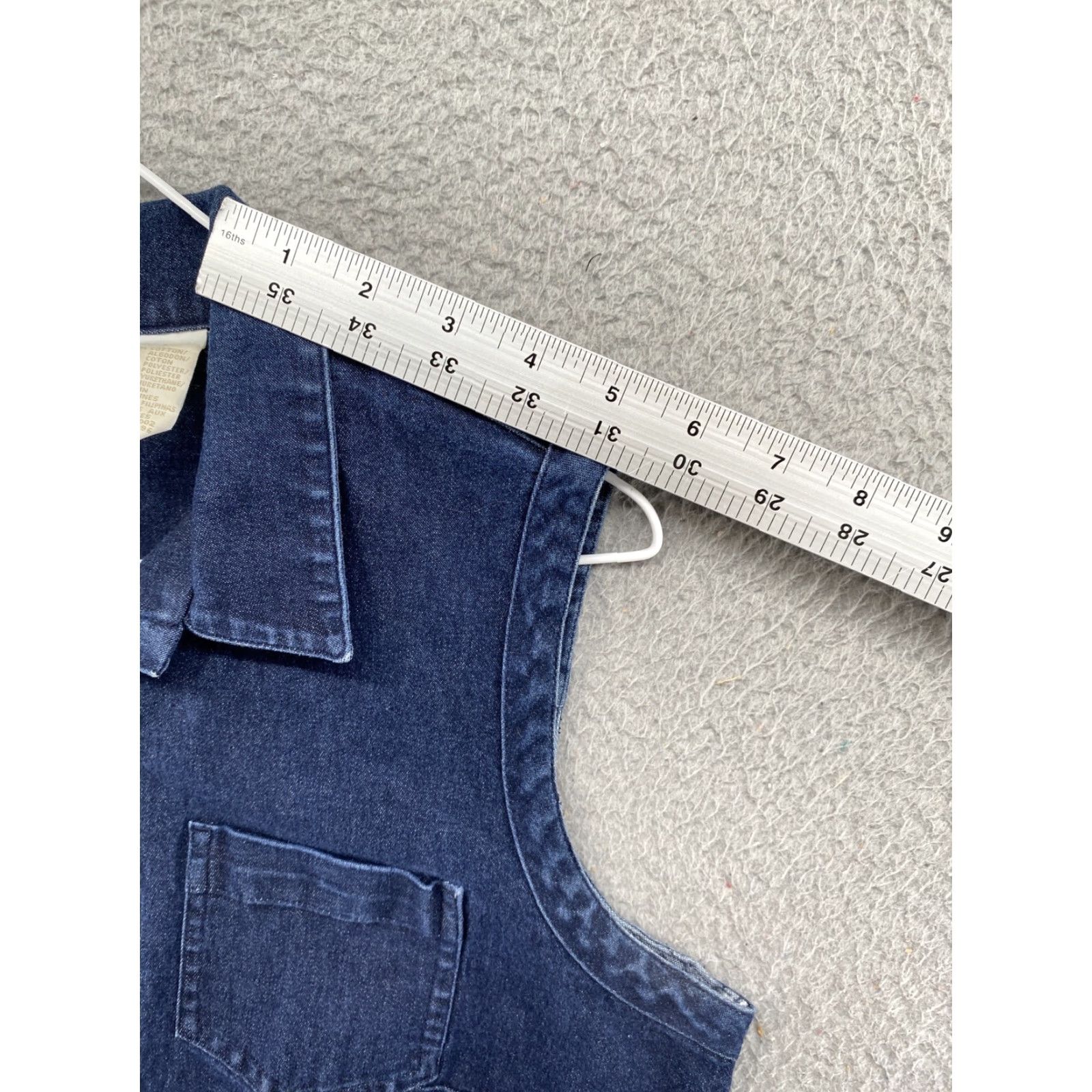 Liz Claiborne Liz Claiborne Liz Wear Dark Denim 1/4 Button Vest Women’s Size Large Jacket/Coat Short Sleeveless Blue 80s 90s American Mens Womens Girls Boys Size L / US 10 / IT 46 - 6 Thumbnail