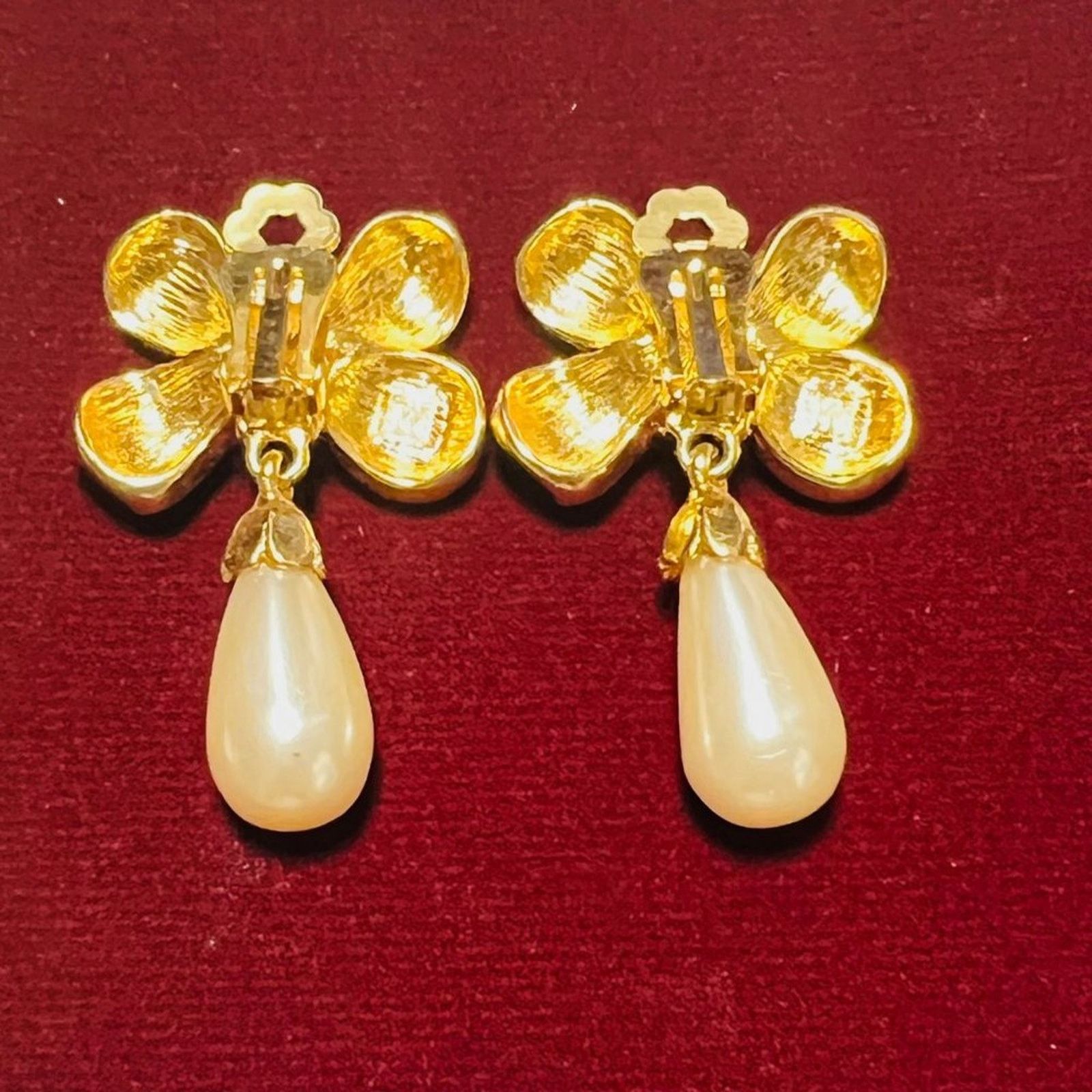 & Other Stories Vintage Weingeroff Gold Green Bow Rhinestone Pearl Earrings Size ONE SIZE - 2 Thumbnail