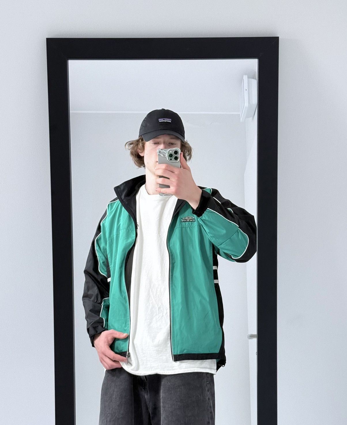 Umbro Vintage Umbro y2k avantgarde streetwear jacket Size US XL / EU 56 / 4 - 1 Thumbnail