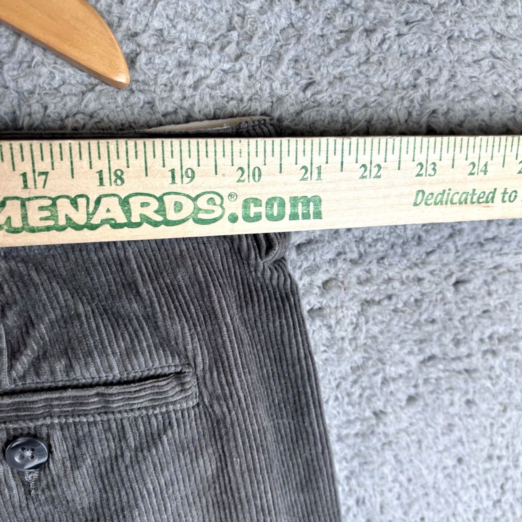 Vintage VINTAGE LL Bean Corduroy Pants Mens 40 x 29 Gray Comfort Waist Casual Shirt? Size US 40 / EU 56 - 3 Thumbnail