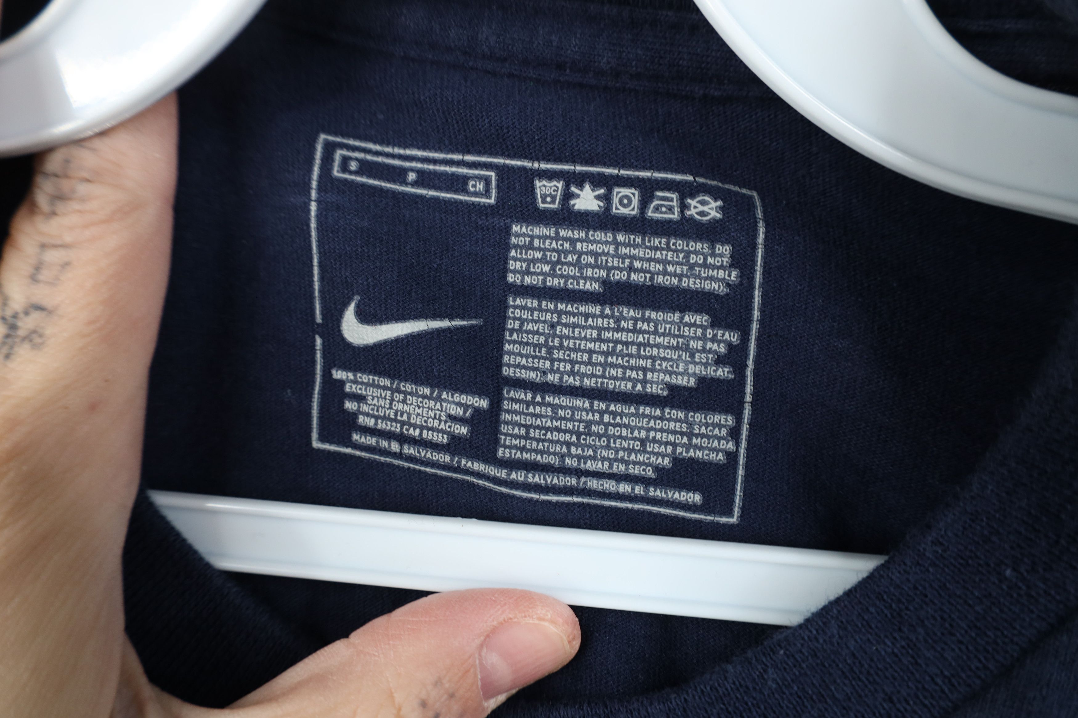 Nike Vintage Nike Scott Mini Swoosh Short Sleeve T-Shirt Blue Size US S / EU 44-46 / 1 - 8 Thumbnail