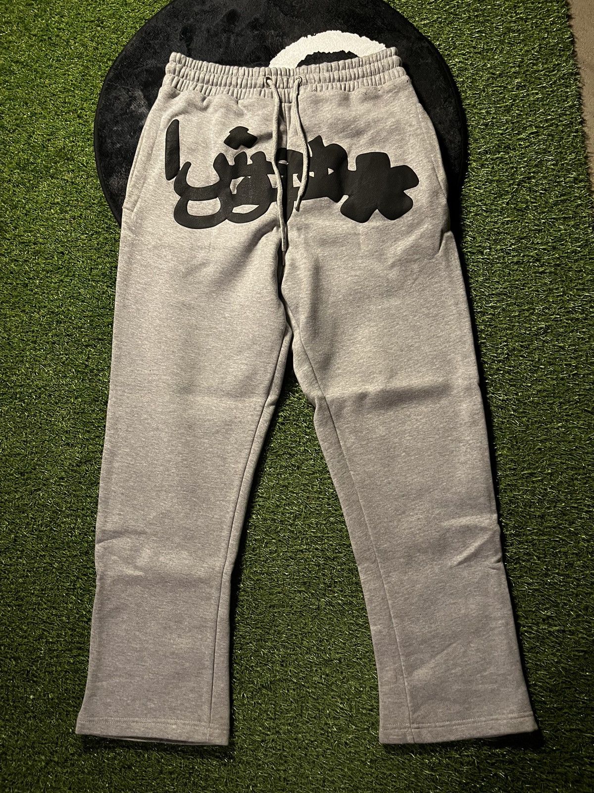 Highest Tendencies Highest Tendencies Sweatpants Grey Arabic V2 Size US 30 / EU 46 - 1 Thumbnail