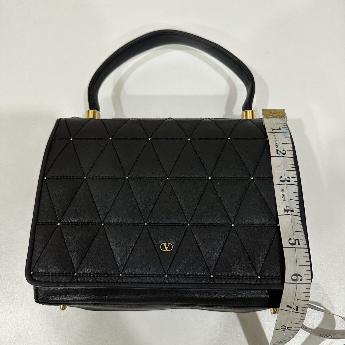 Valentino ‼️LD‼️ VALENTINO GARAVANI QUILTED VLOGO GOLD HARDWARE HANDBAG Size ONE SIZE - 9 Thumbnail