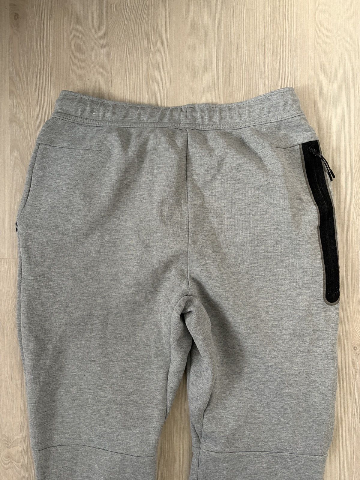 Nike Nike Tech Embroidered Joggers Sweatpants Size US 32 / EU 48 - 12 Thumbnail