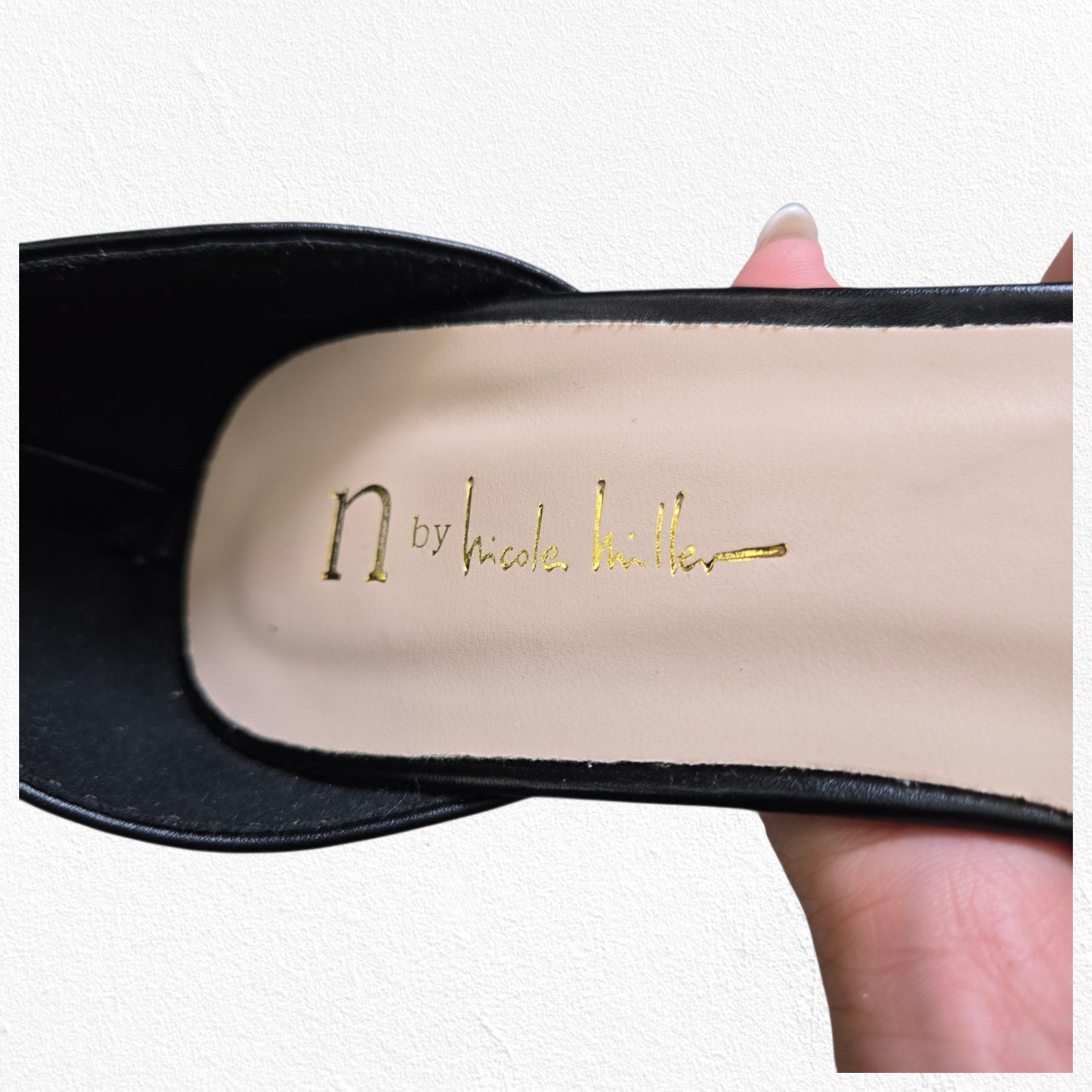 Nicole Miller Nicole Miller Black Pointed Toe Ankle Strap Heels Size 6.5 Size US 6.5 / IT 36.5 - 8 Thumbnail