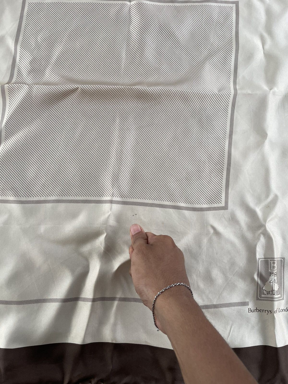 Burberry Burberrys Scarf Size ONE SIZE - 5 Thumbnail
