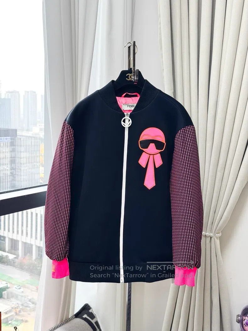 Fendi Fendi Black Cotton-padded Coat with Fluorescent Pink Monst Size XS / US 0-2 / IT 36-38 - 1 Thumbnail