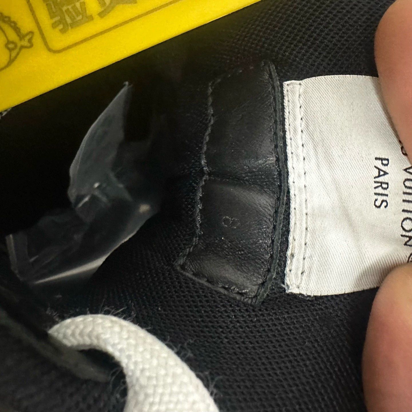 Louis Vuitton Size 42.5 / LV Trainer with straps, black and white Size US 9.5 / EU 42-43 - 8 Thumbnail