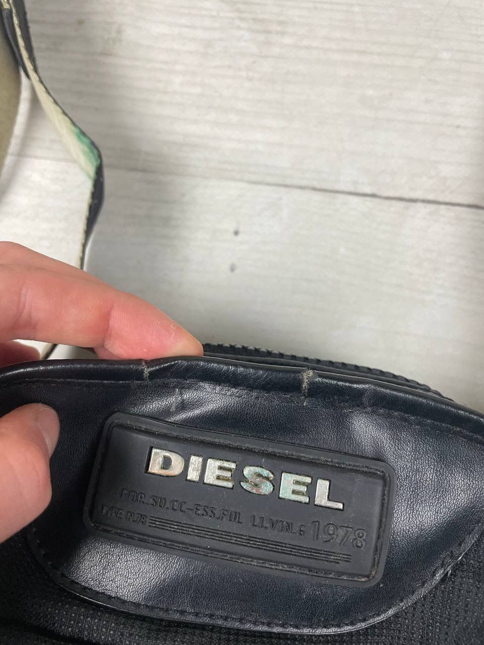 Diesel Vintage Diesel Messenger Bag Shoulders Size ONE SIZE - 2 Thumbnail