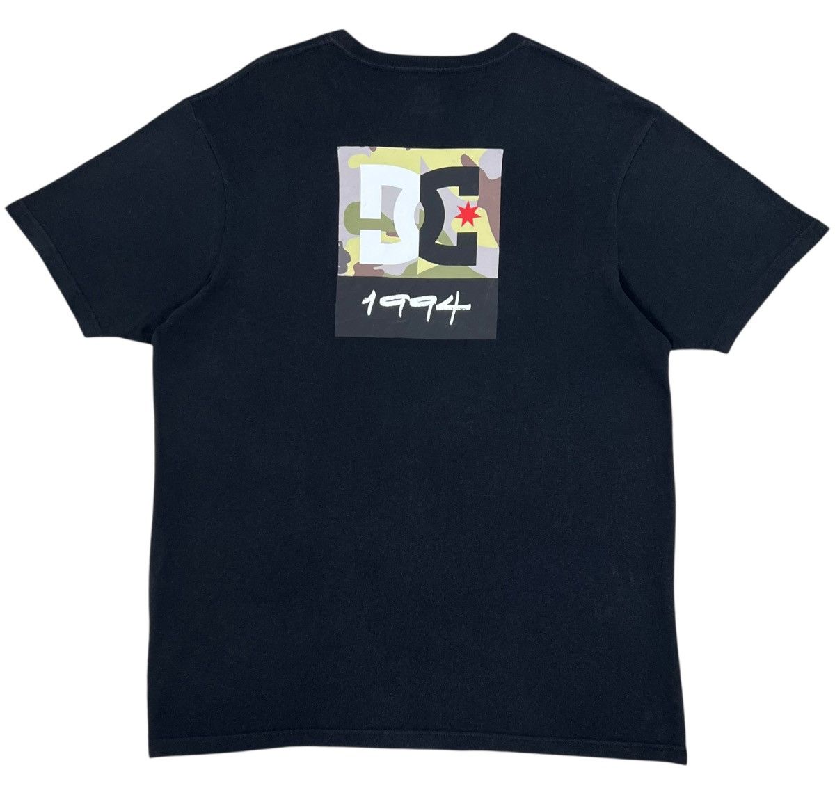 DC DC SKATEBOARDING 1994 Tee Size US XL / EU 56 / 4 - 2 Thumbnail