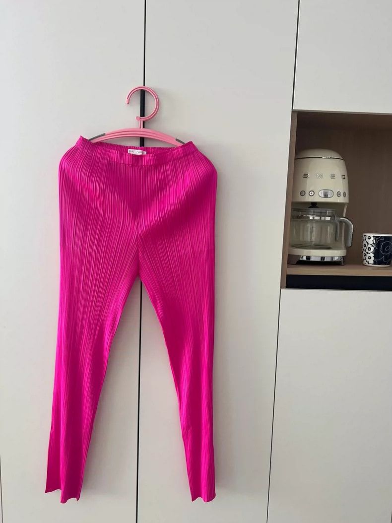 Issey Miyake issey miyake size:5 Pink straight-leg pants 2505-Nextarrow Size 42" / US 20 - 1 Thumbnail