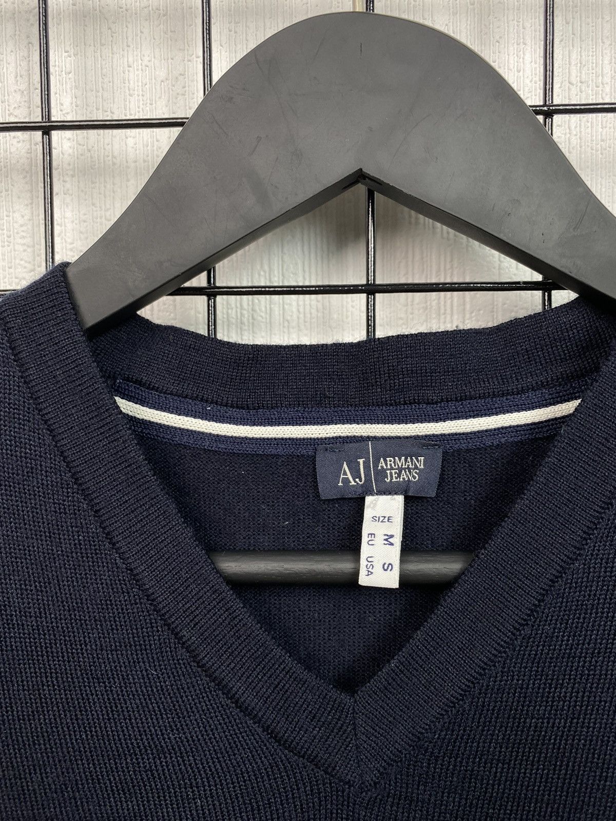 Giorgio Armani Armani Jeans Vest Knit Wool Men’s M Unisex Navy Blue Logo AJ Size US M / EU 48-50 / 2 - 6 Thumbnail