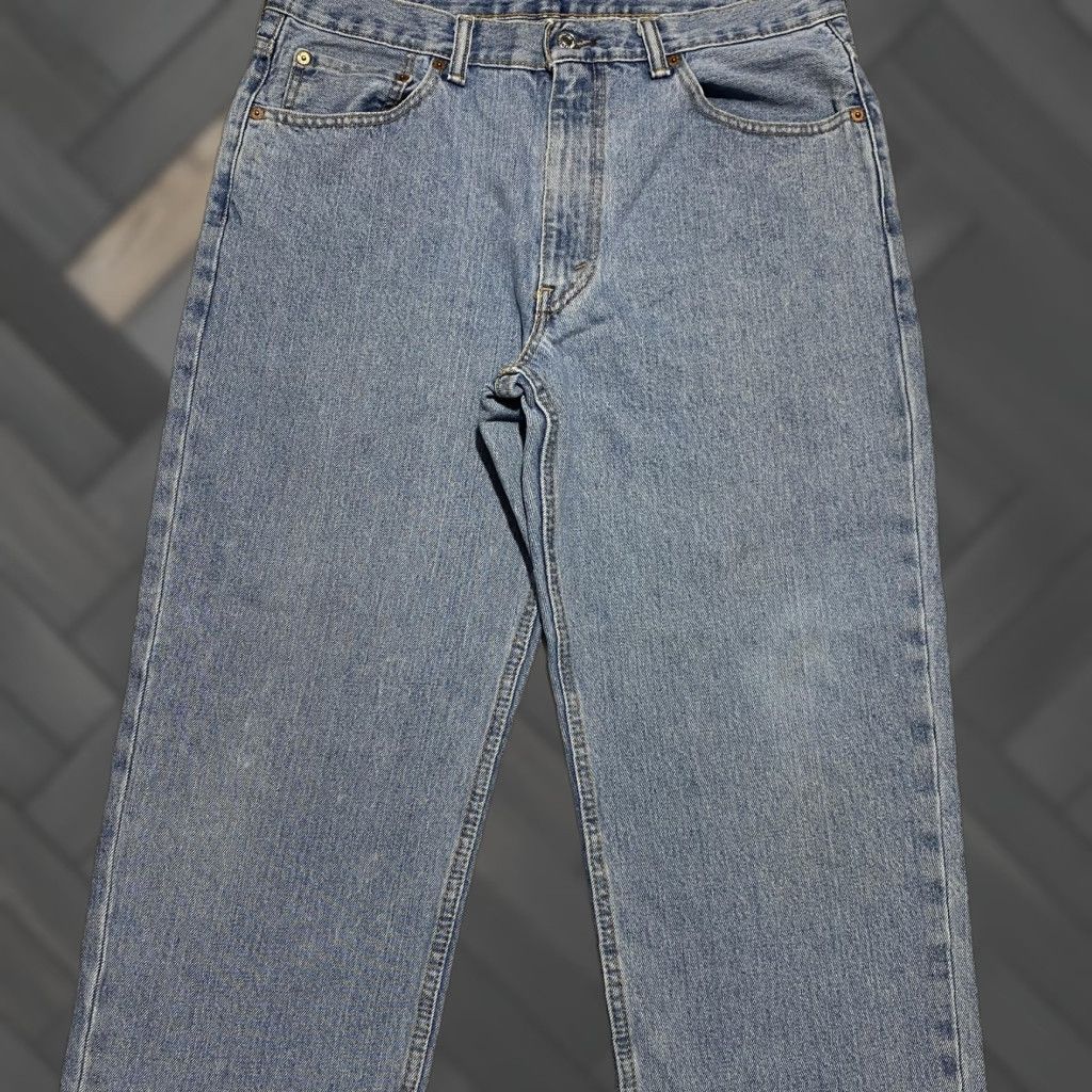 Levi's VINTAGE Levis 550 Jeans Mens 35x30 Straight Leg Denim Blue Levi's 5-Pocket Relaxed Regular Mens Jeans Size US 35 - 1 Thumbnail
