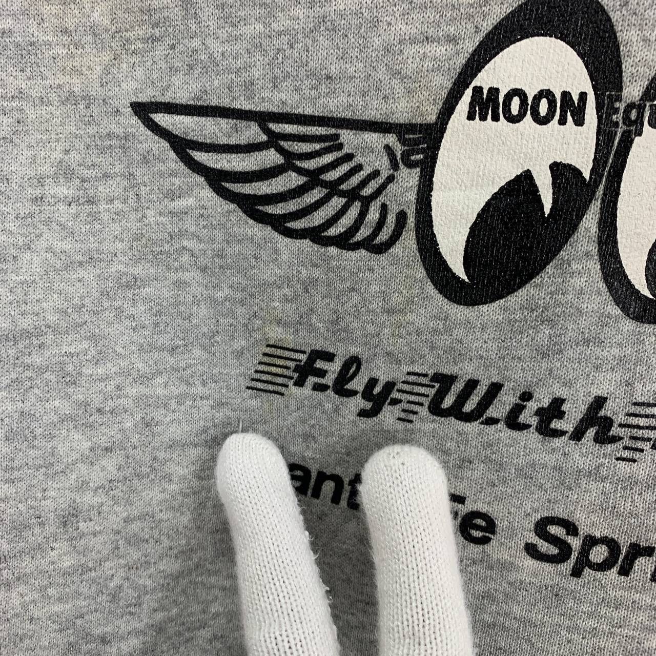 Hanes 90s Vintage MOON EYES Hoodie Pullover #2403-13x Size US M / EU 48-50 / 2 - 3 Thumbnail