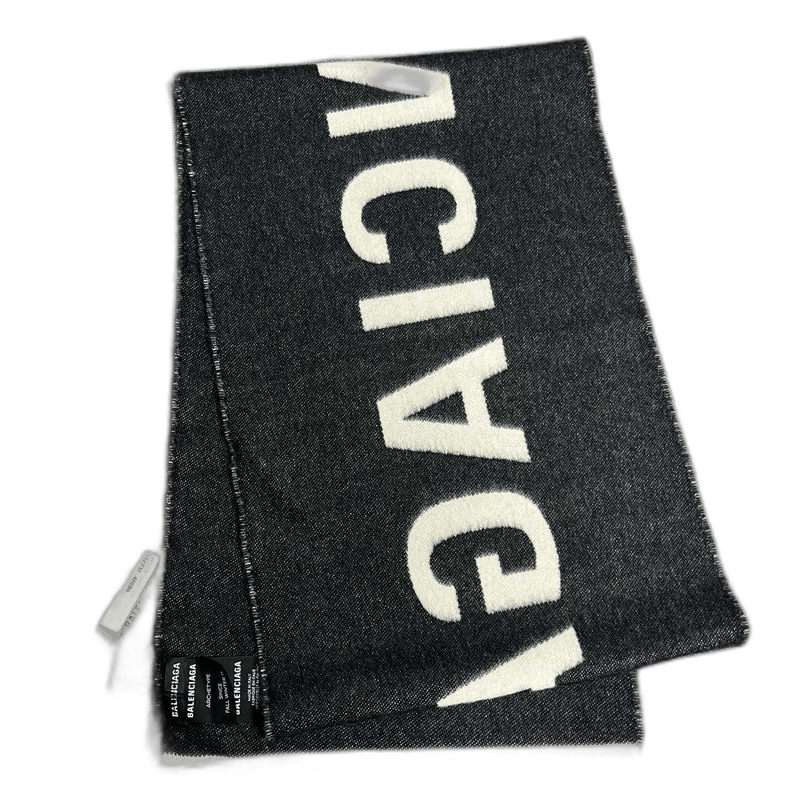 Balenciaga Balenciaga Black and White Logo Wool Scarf Size ONE SIZE - 1 Thumbnail