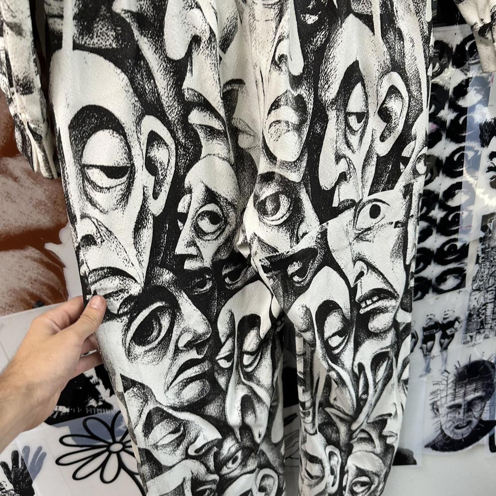 Unknown London Black and White Abstract Faces Printed Jumpsuit with Belt Size 30" / US 8 / IT 44 - 5 Thumbnail