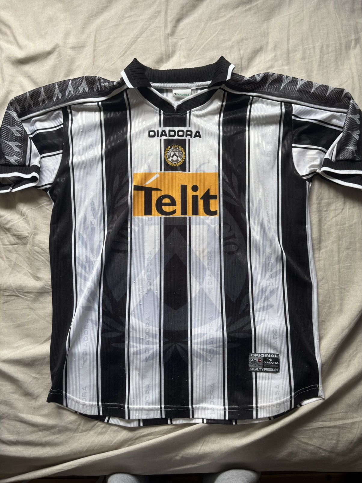 Diadora Udinese 2000-01 home jersey Size US XL / EU 56 / 4 - 1 Thumbnail