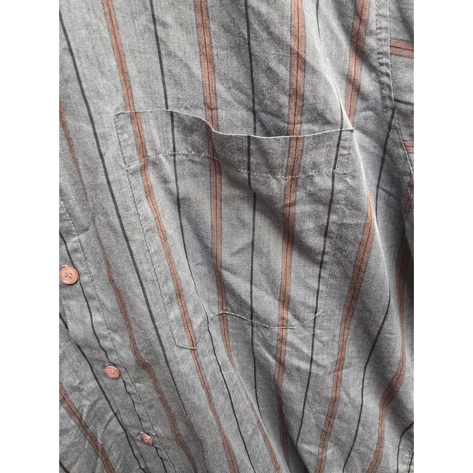 Vintage Vintage Gray Striped Button-Up Shirt Untied Single Needle XL Size US XL / EU 56 / 4 - 3 Thumbnail