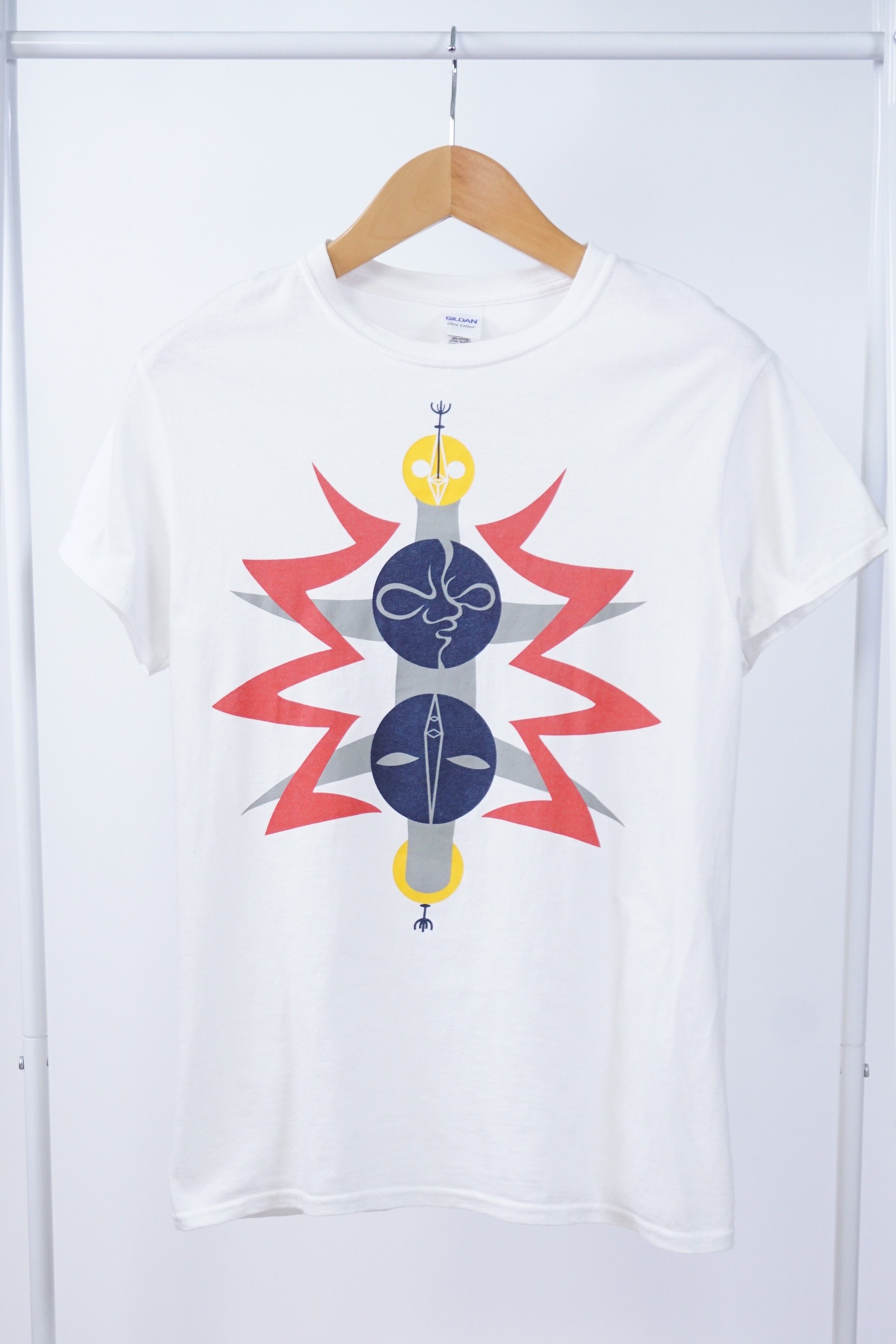 Japanese Brand × Vintage Taro Okamoto Tower of the sun Tee Size US S / EU 44-46 / 1 - 1 Thumbnail