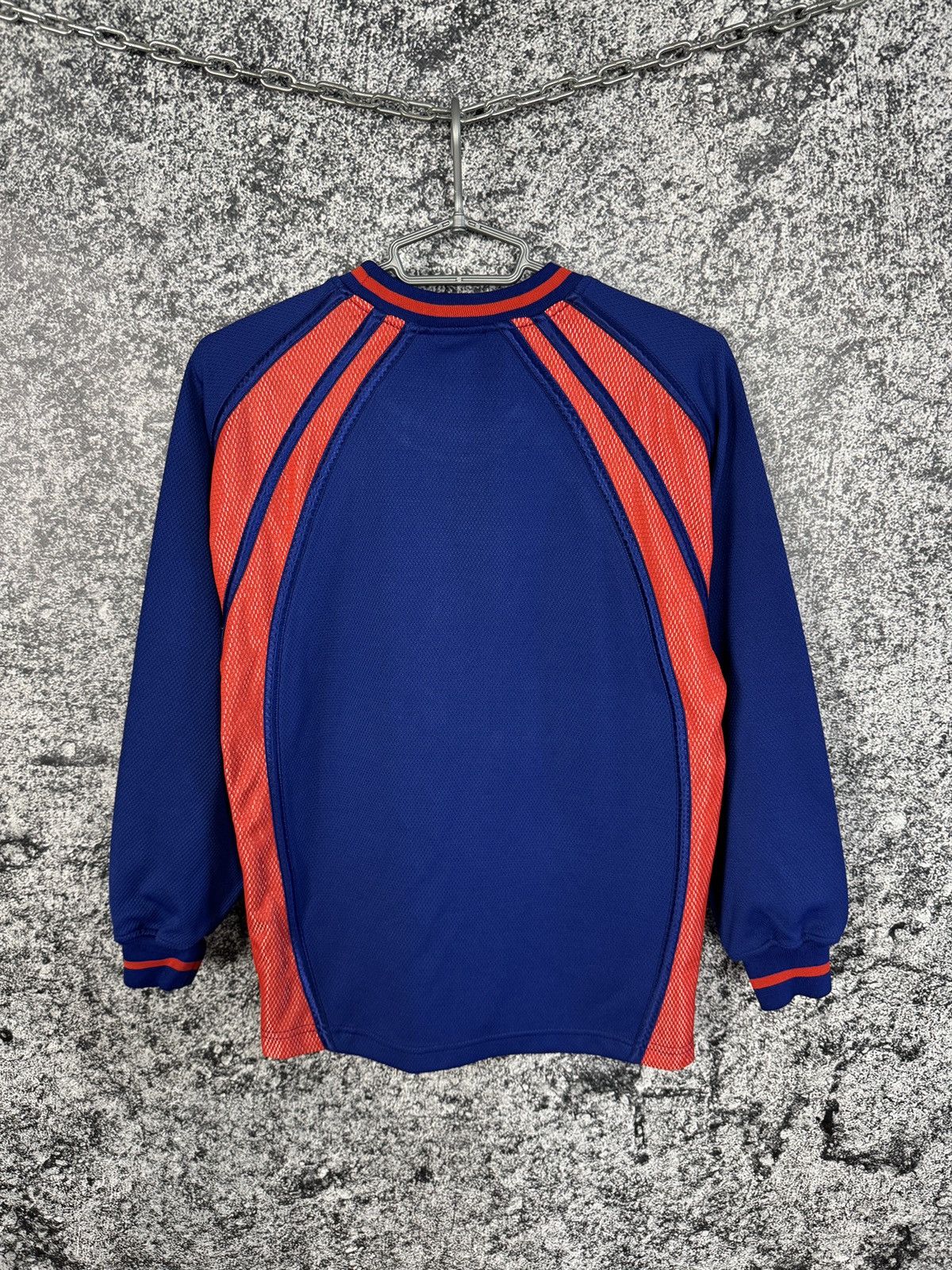 Adidas Kids Adidas Basketball Vintage 90s Sweatshirt Retro Big Logo Size US XS / EU 42 / 0 - 13 Thumbnail