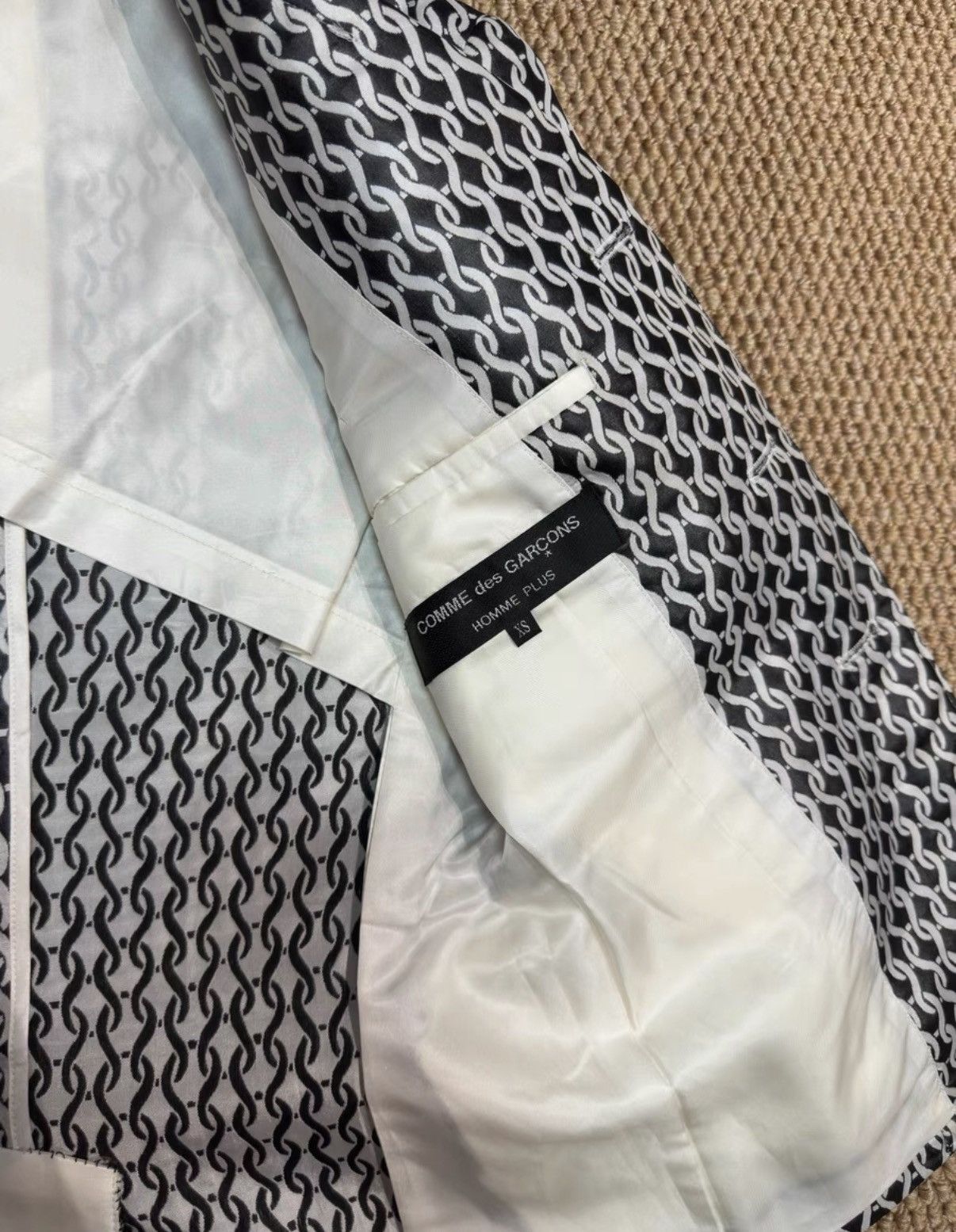 Comme des Garcons Homme Plus COMME des GARÇONS HOMME PLUS All-Over Print Blazer K23 Size XS / US 0-2 / IT 36-38 - 3 Thumbnail