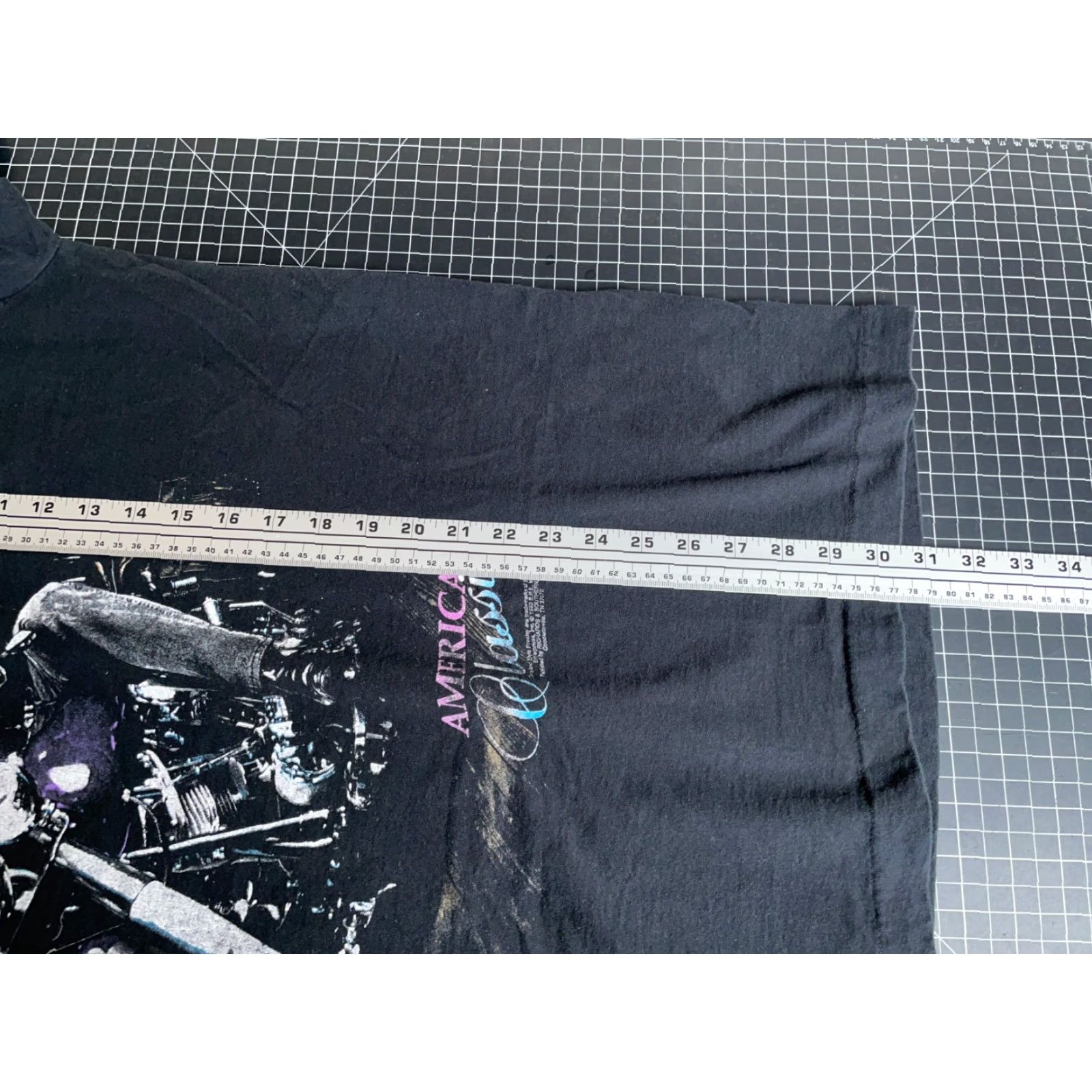 Fruit Of The Loom VINTAGE Elvis Presley T-Shirt 1992 Black XL Fruit of the Loom Men’s Short Sleeve Crew Neck Graphic Print Retro 90s Size US XL / EU 56 / 4 - 6 Thumbnail
