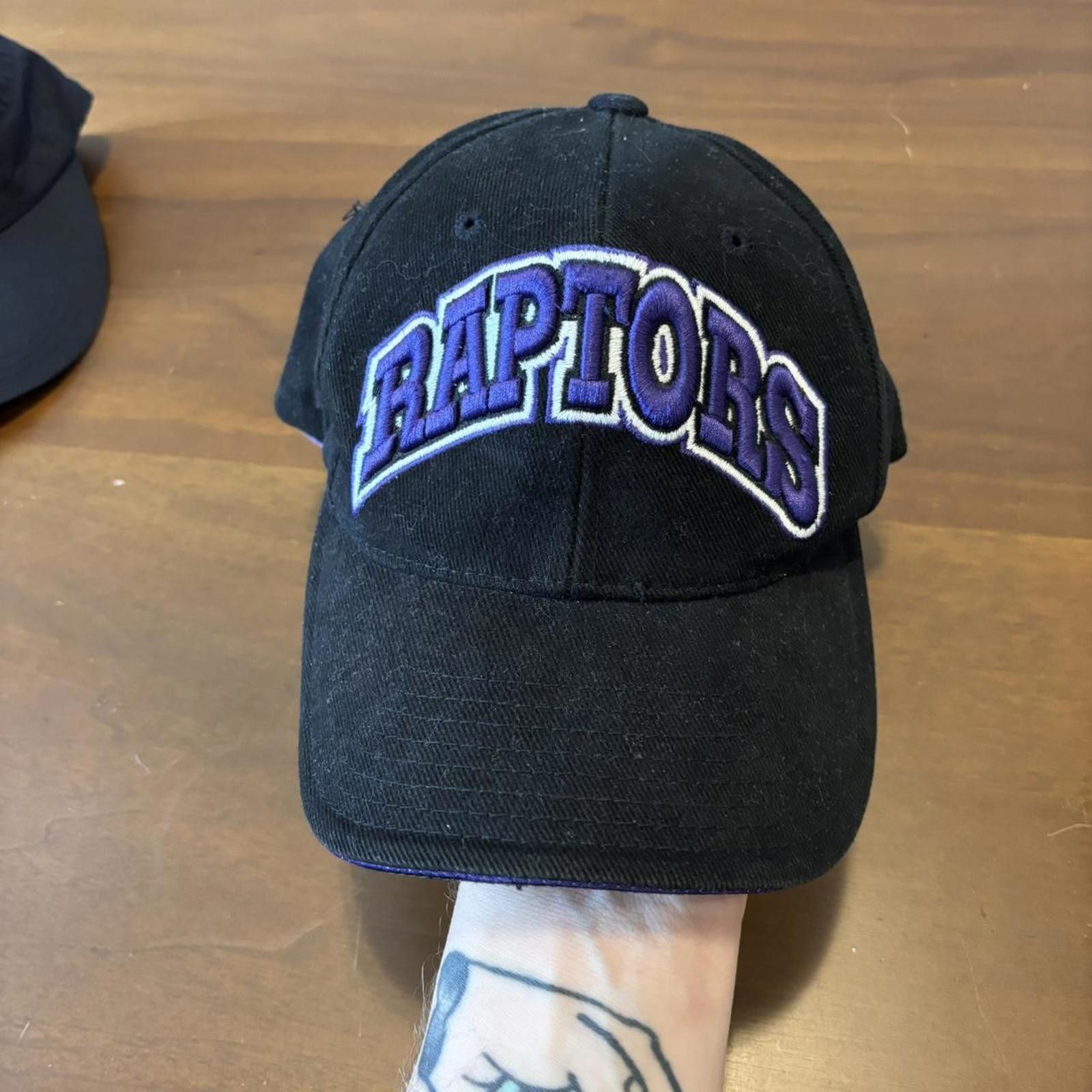 American Needle vintage Toronto raptors American needle strap back hat Size ONE SIZE - 1 Thumbnail