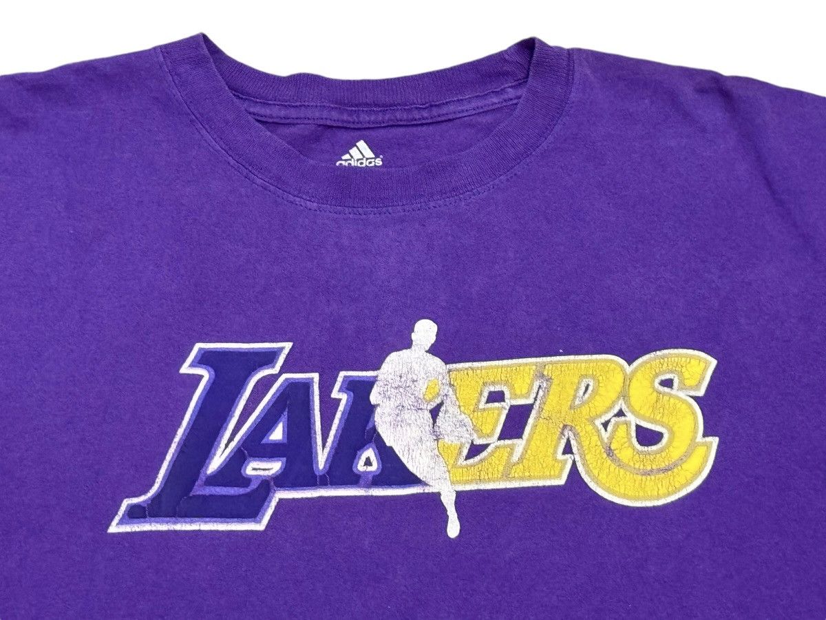 Adidas × NBA NBA ADIDAS LA LAKERS PURPLE KOBE BRYANT CREW NECK TEE Size US L / EU 52-54 / 3 - 3 Thumbnail