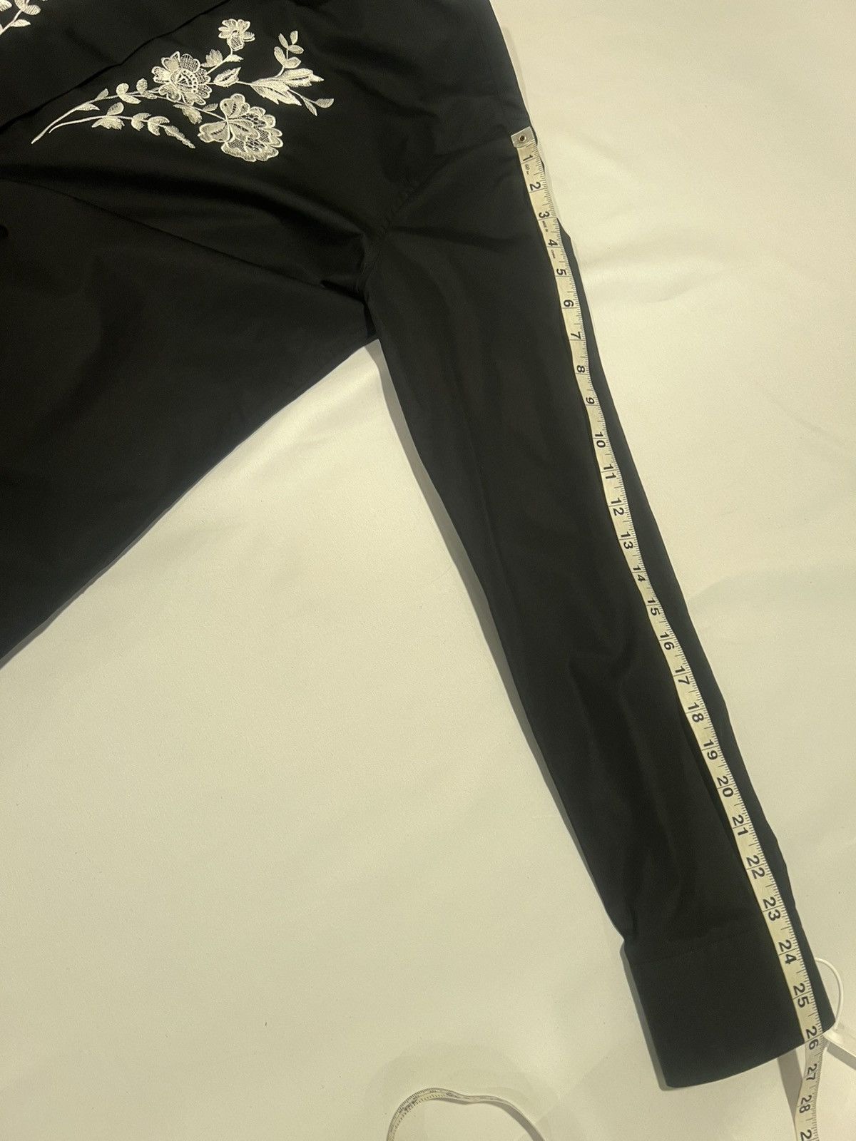 Alexander McQueen Alexander McQueen men’s shirt. 42/16.5. $1190 Size US L / EU 52-54 / 3 - 2 Thumbnail