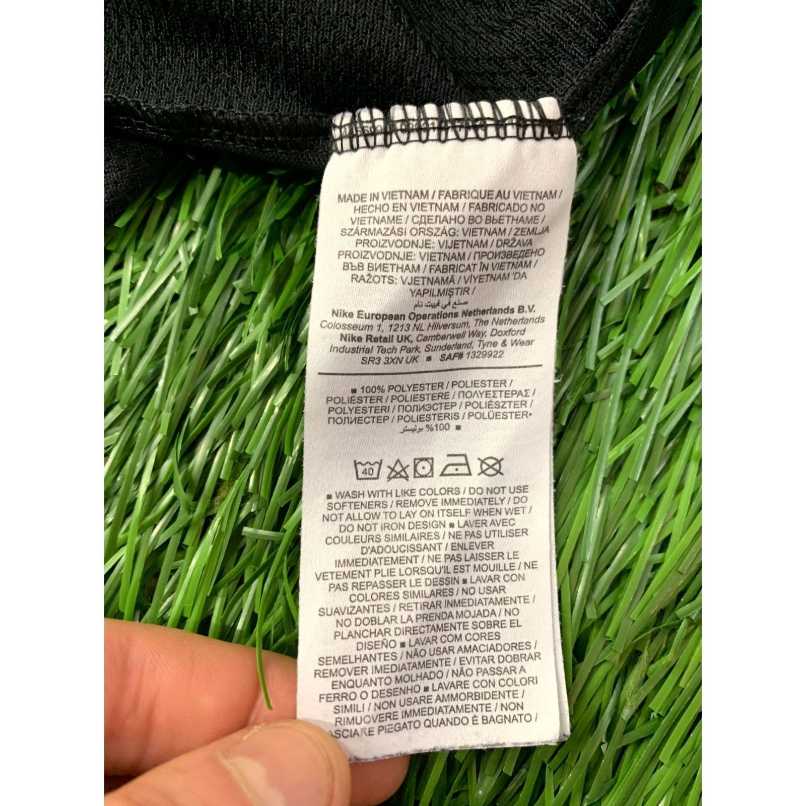 Nike Nike Academy Pro Dri-Fit Football Shirt Jersey M Men Navy Blue/Black/White 2021 Soccer T-Shirt Short Sleeve Nike Dri-FIT Mens Jersey Size M Size US M / EU 48-50 / 2 - 5 Thumbnail
