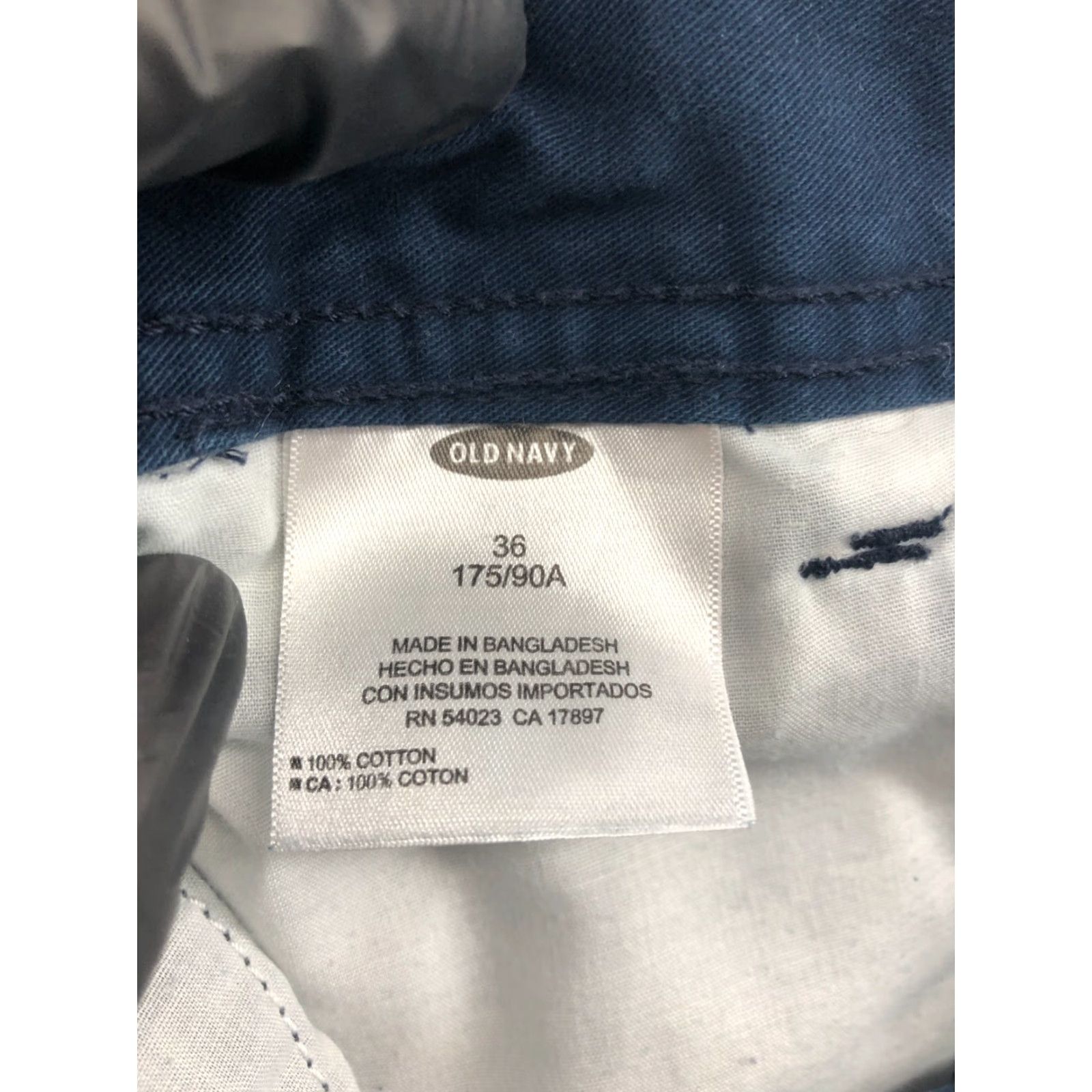 Old Navy Old Navy Chino Shorts Mens Size 36 Mid Rise Dark Wash Blue Size US 36 / EU 52 - 7 Thumbnail